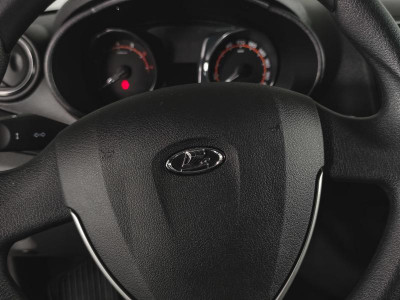 LADA Новая Granta хетчбэк 1.6 MT 16кл (106 л. с.)