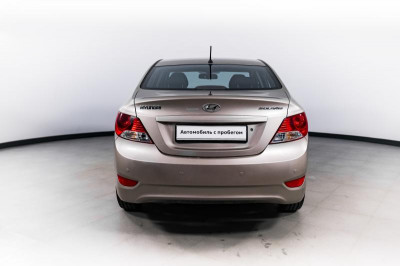 Hyundai Solaris 1.6 MT (123 л. с.)