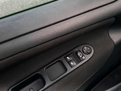 Peugeot 207 1.4 MT (90 л.с.)