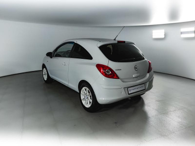 Opel Corsa 1.2 MT (85 л. с.)