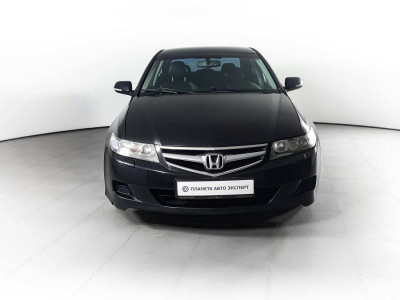 Honda Accord 2.0 AT (155 л.с.)
