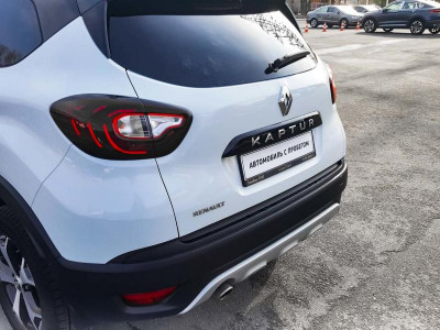 Renault Kaptur 1.6 MT (114 л. с.)