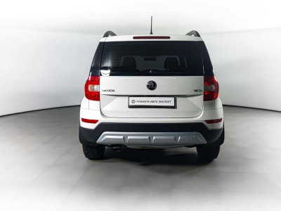 ŠKODA YETI 1.6 AT (110 л. с.)