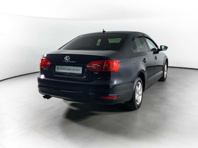 Volkswagen Jetta 1.4 TSI DSG (122 л. с.)