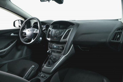 Ford Focus 1.6 MT (125 л. с.)