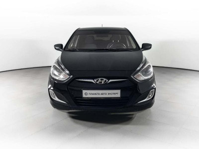 Hyundai Solaris 1.4 MT (107 л. с.)