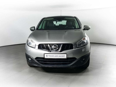Nissan Qashqai 2.0 CVT 4WD (141 л. с.)