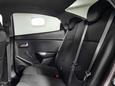 Kia Rio 1.6 MT (123 л. с.)