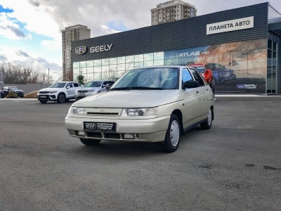 LADA 2112 1.6 MT (89 л. с.)